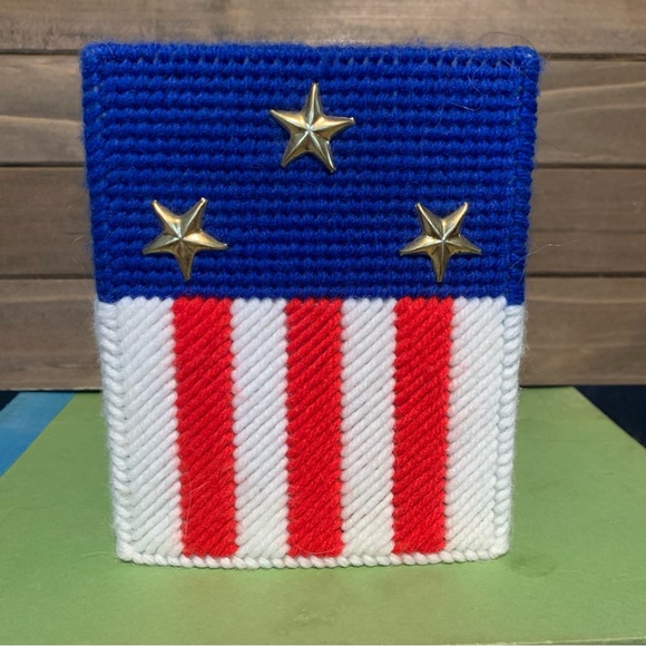 Handmade Finished Plastic Canvas Cube Tissue Holder Bald Eagle American Flag - Picture 4 of 7